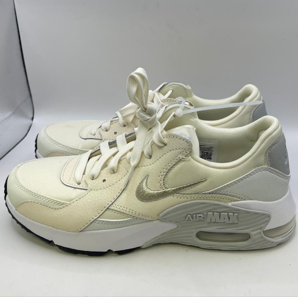 Brand New Nike Air Max Excee Women's Athletic Running Sneakers Size 7.5 - Picture 2 of 6